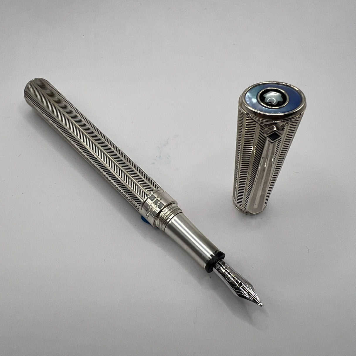 Montblanc Marlene Dietrich Sterling Silver & Diamond Limited Edition 1901 Fountain Pen -  Medium 18kt Gold Nib