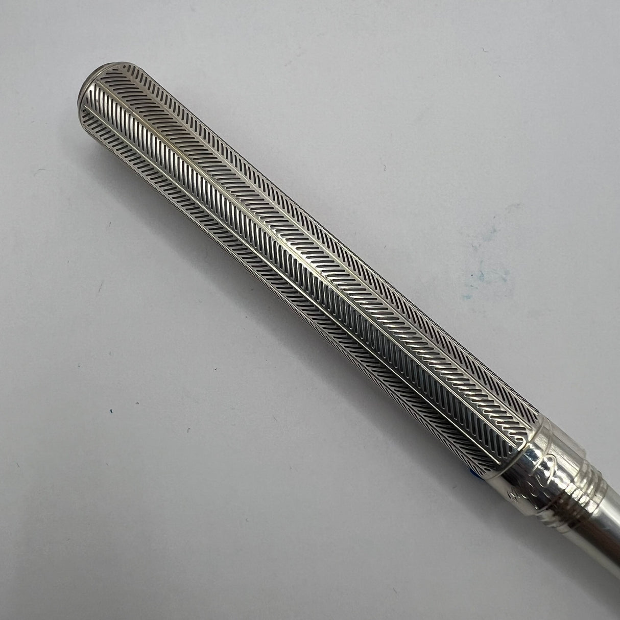 Montblanc Marlene Dietrich Sterling Silver & Diamond Limited Edition 1901 Fountain Pen -  Medium 18kt Gold Nib