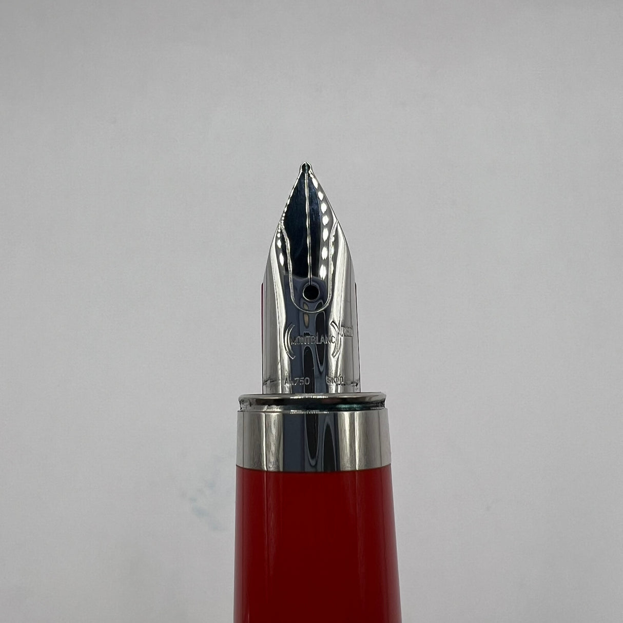 Montblanc Marc Newson RED Fountain Pen  - Medium 18kt Gold Nib