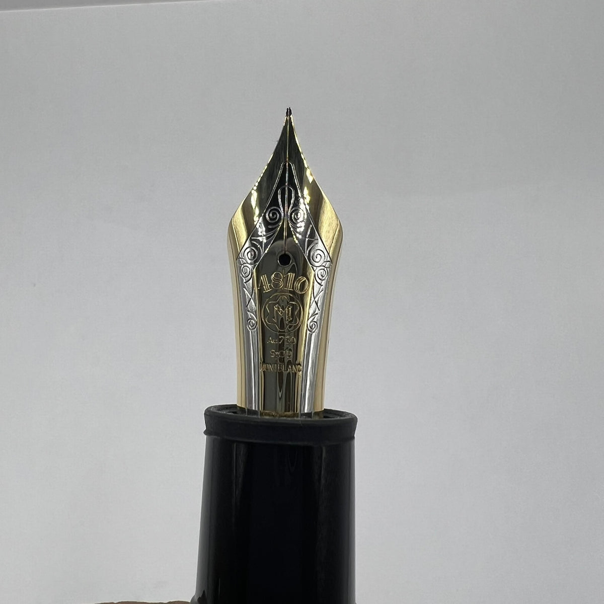Montblanc Meisterstuck #149 Fountain Pen - Medium 18kt Gold Nib ...