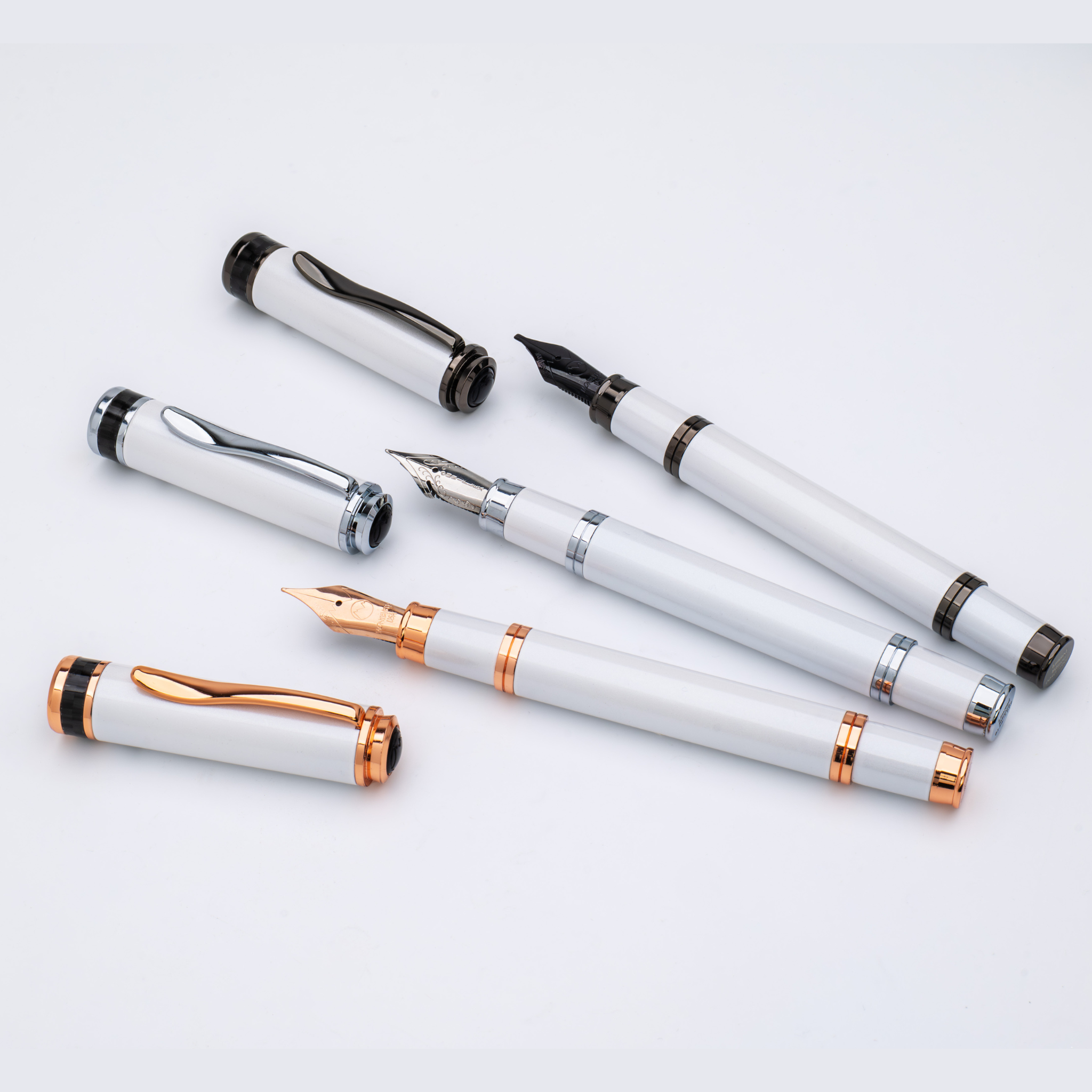 Monteverde USA Innova 2026 Color of The Year Cloud Dancer Fountain Pen Rosegold, gunmetal and chrome Trim Collection
