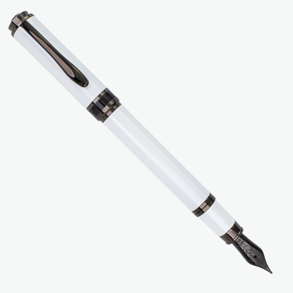 Monteverde USA Innova 2026 Color of The Year Cloud Dancer Fountain Pen Gunmetal Trim Collection