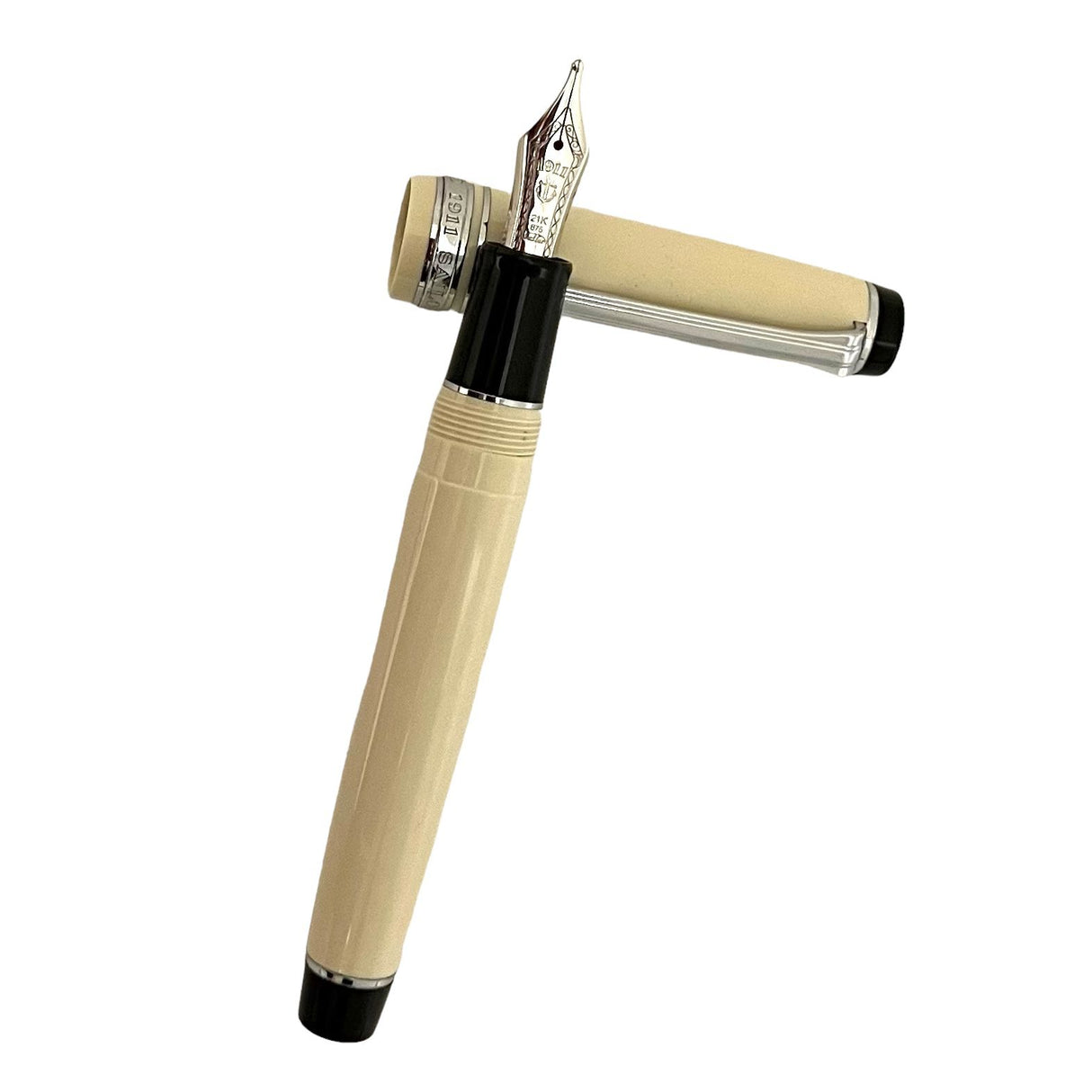 Sailor Professional Gear Ivory Resin Fountain Pen
