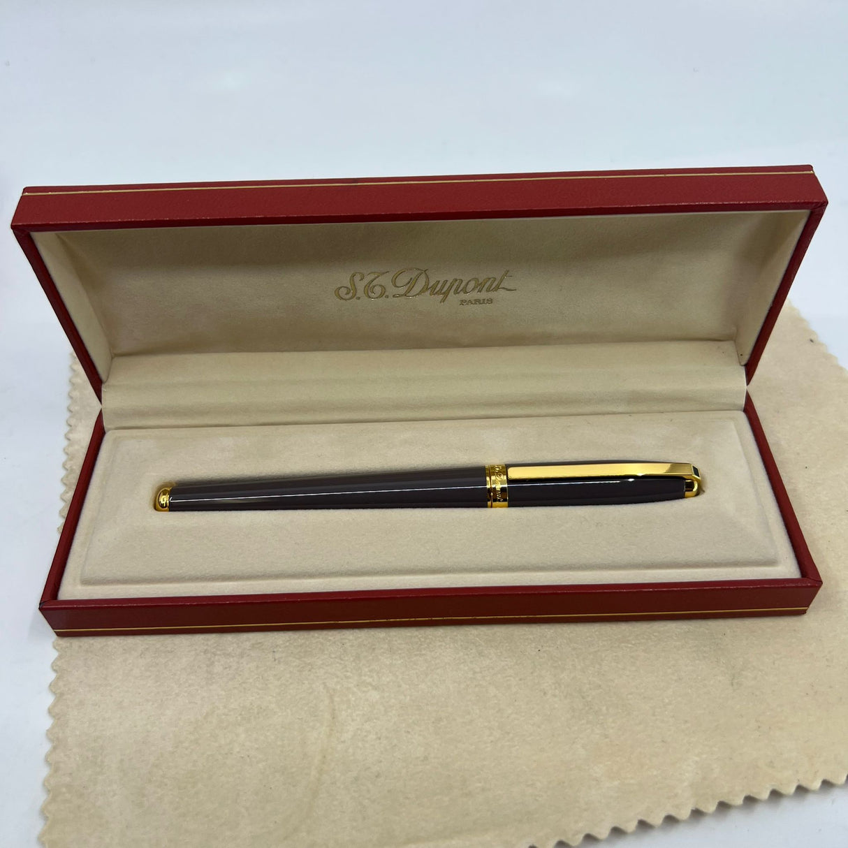 ST Dupont Fidelio Laque Grey - Fountain Pen