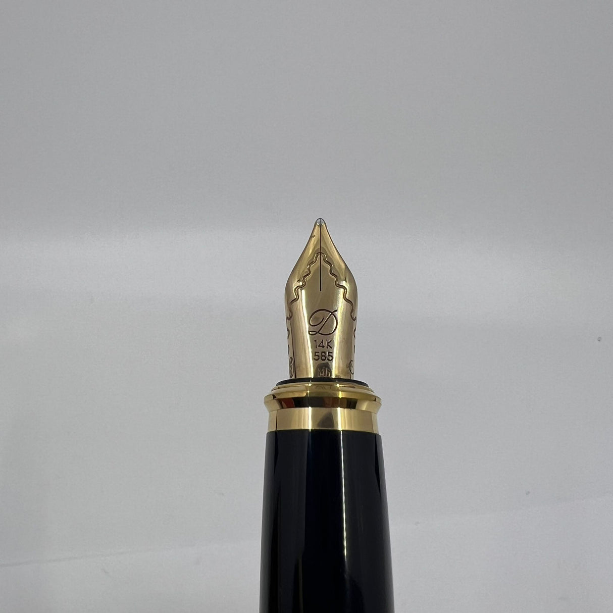 ST Dupont Fidelio Laque Grey - Fountain Pen