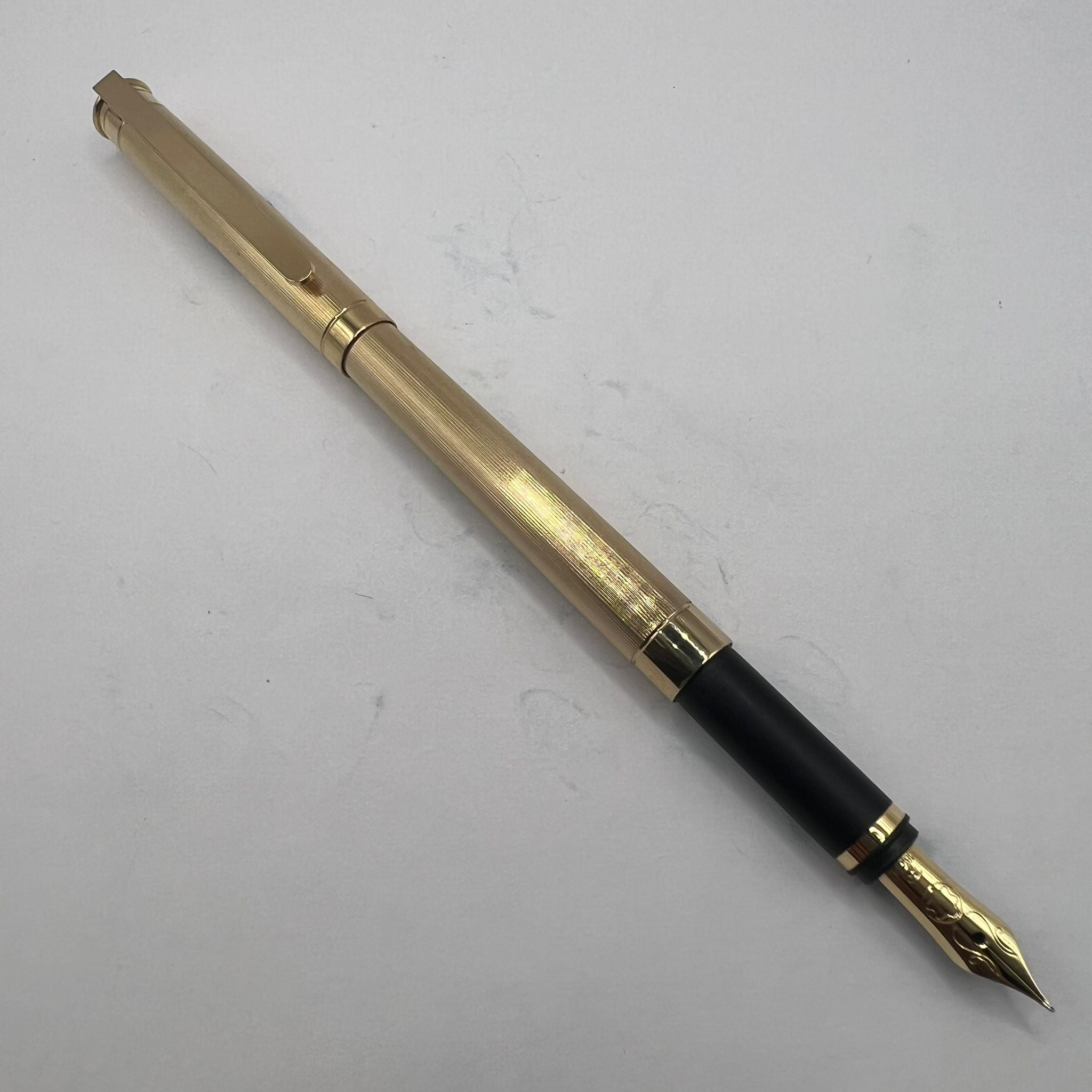 Montblanc Noblesse 18k nib Gold plated Fountain Pen - circa 1980