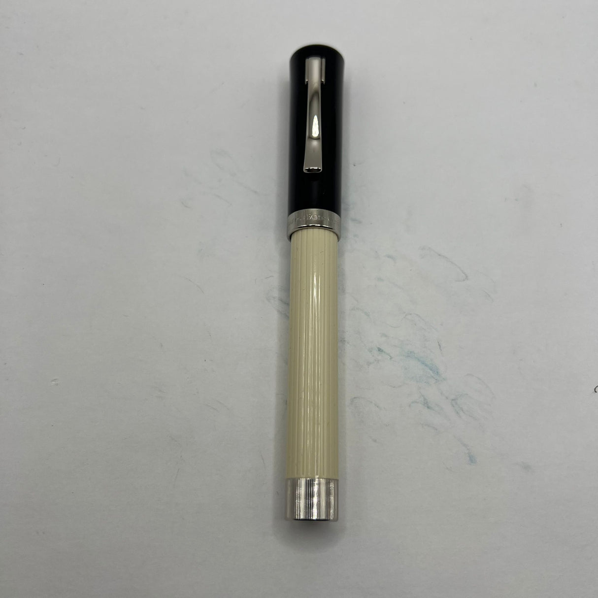 Graf Von Faber Castell Intuition Ivory Fluted Barrel Fountain Pen
