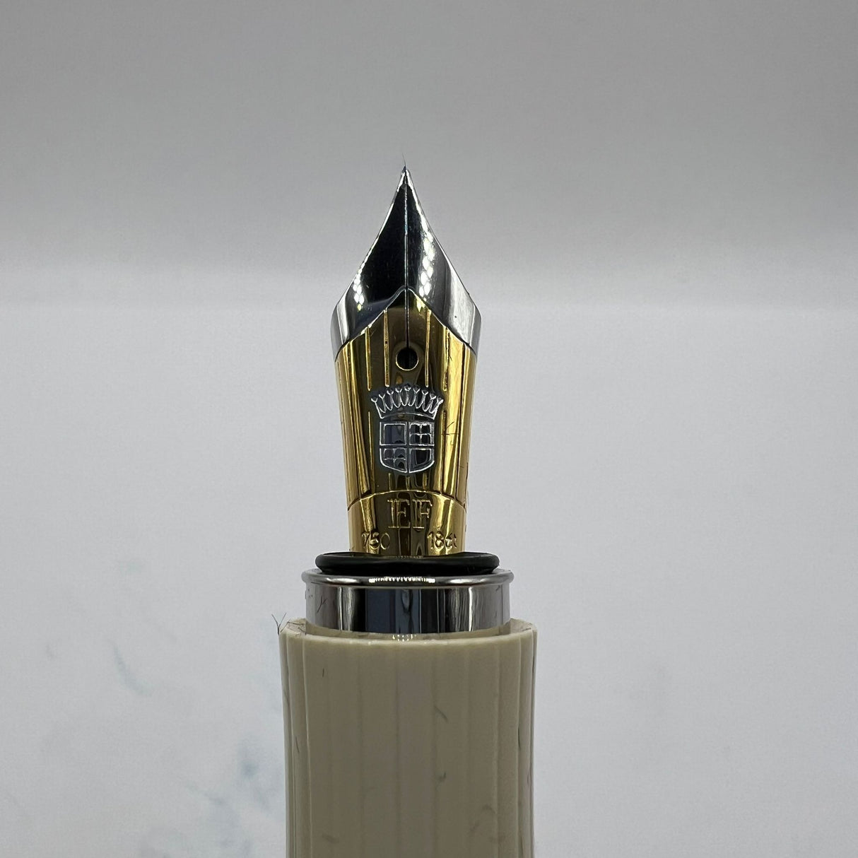 Graf Von Faber Castell Intuition Ivory Fluted Barrel Fountain Pen