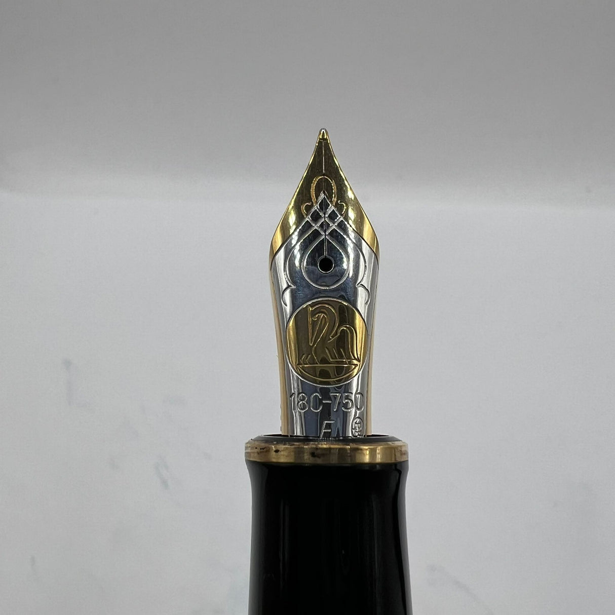 Pelikan M800 Black Gold trim - Window ink view Fountain Pen - Circa 1990