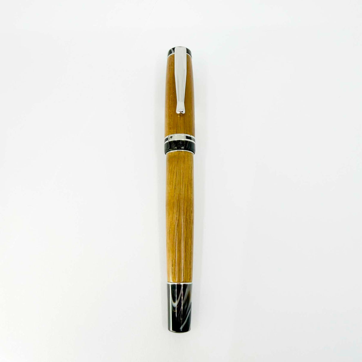 Delta Sea Wood Limited Edition 0569/1000 Fusion Gold nib 18K750  - Fountain Pen