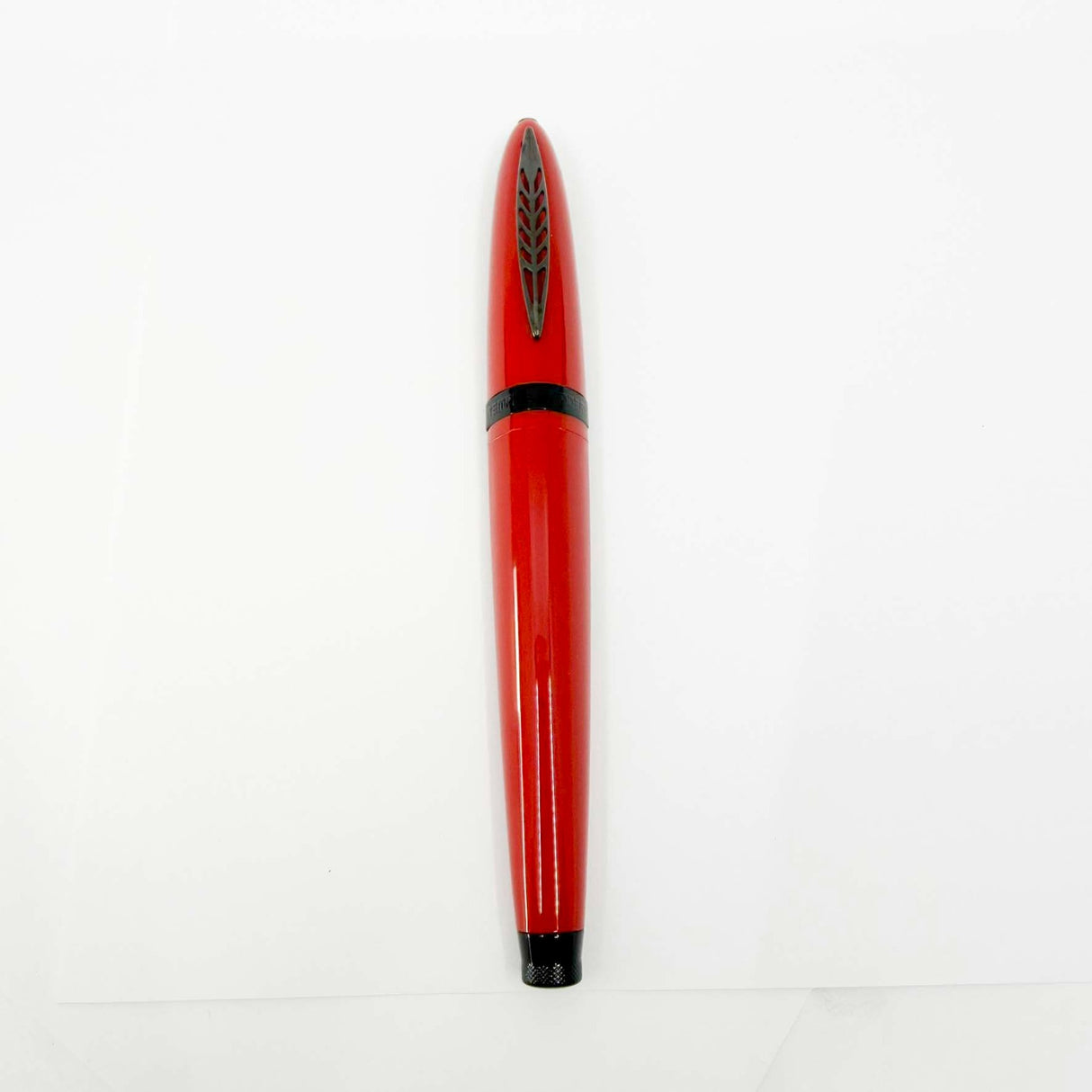 Pineider Tempi Moderni Red Black trim - Fountain Pen