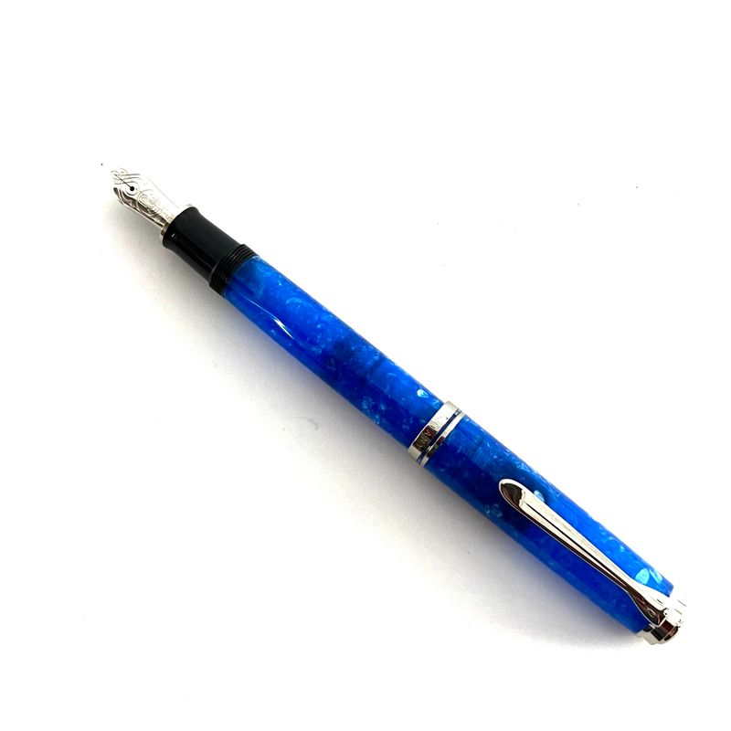 Pelikan Souveran M805 Marbled Blue O Blue Transparent Fountain Pen