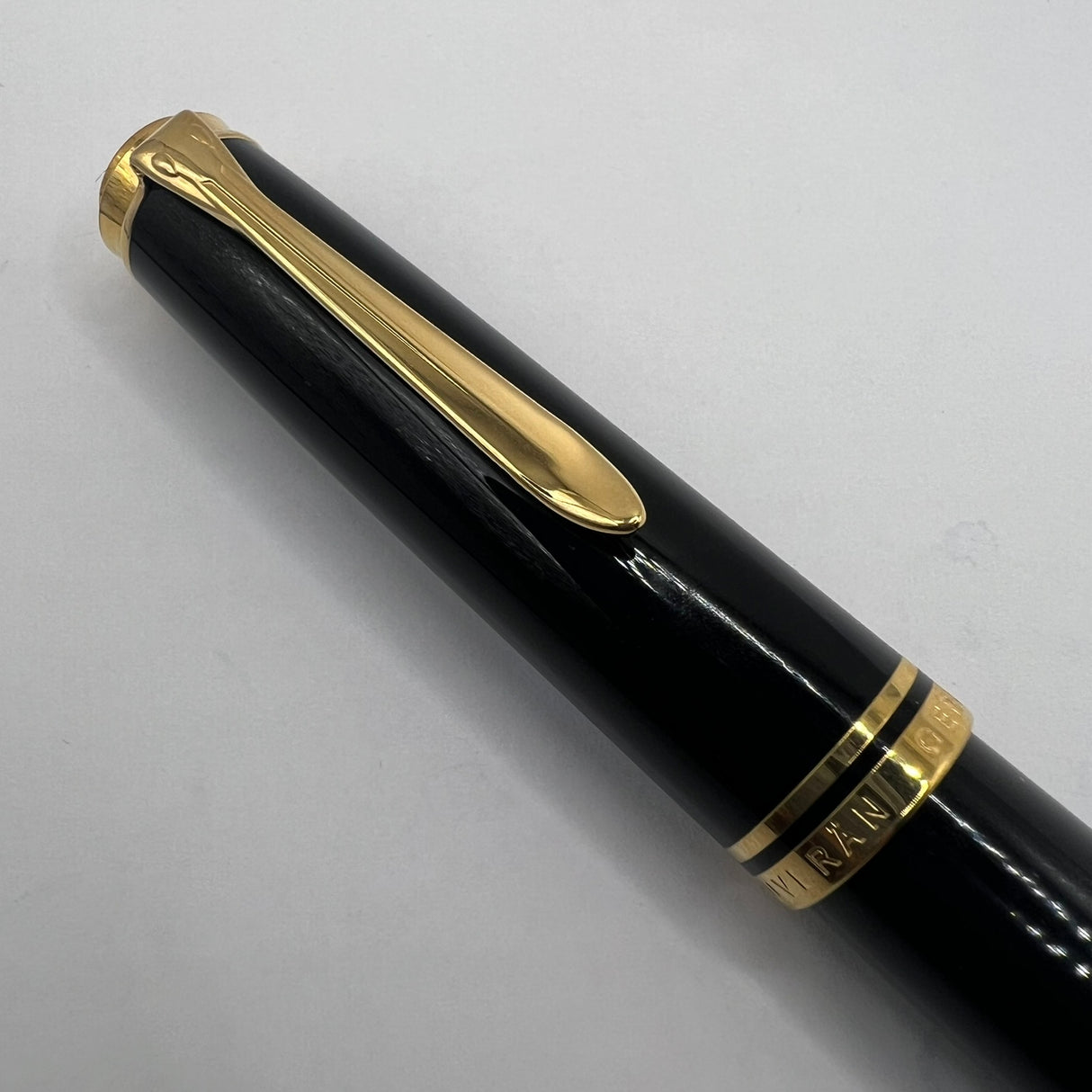 Pelikan Souveran Black M1000 Fountain Pen -  Very Flexible Fine 18kt Gold Nib