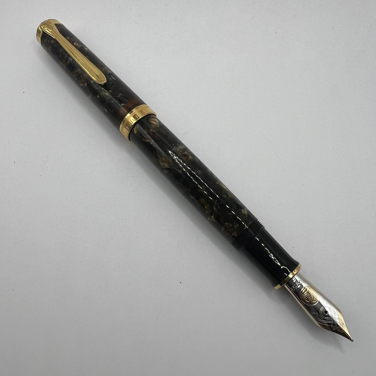 Pelikan Souveran Renaissance Brown M1000 Fountain Pen -  Very Flexible Fine 18kt Gold Nib