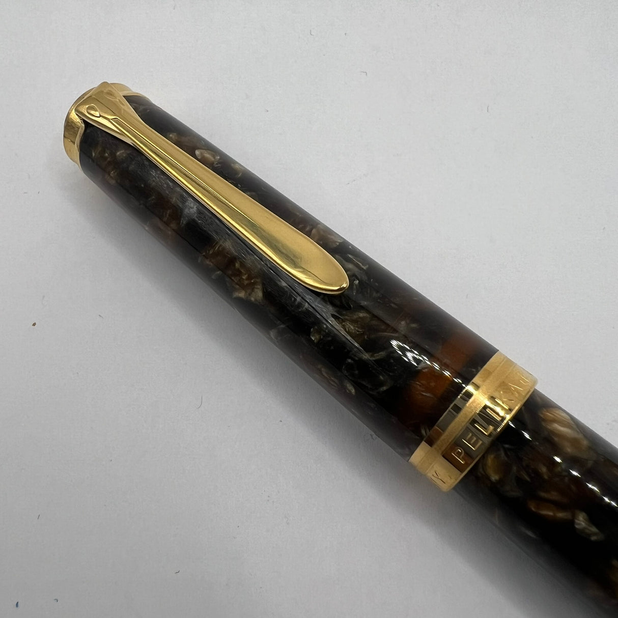 Pelikan Souveran Renaissance Brown M1000 Fountain Pen -  Very Flexible Fine 18kt Gold Nib