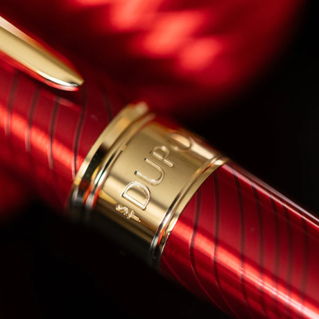 S.T. Dupont Mane Guilloche Line D Eternity Large Red & Gold Fountain Pen Collection