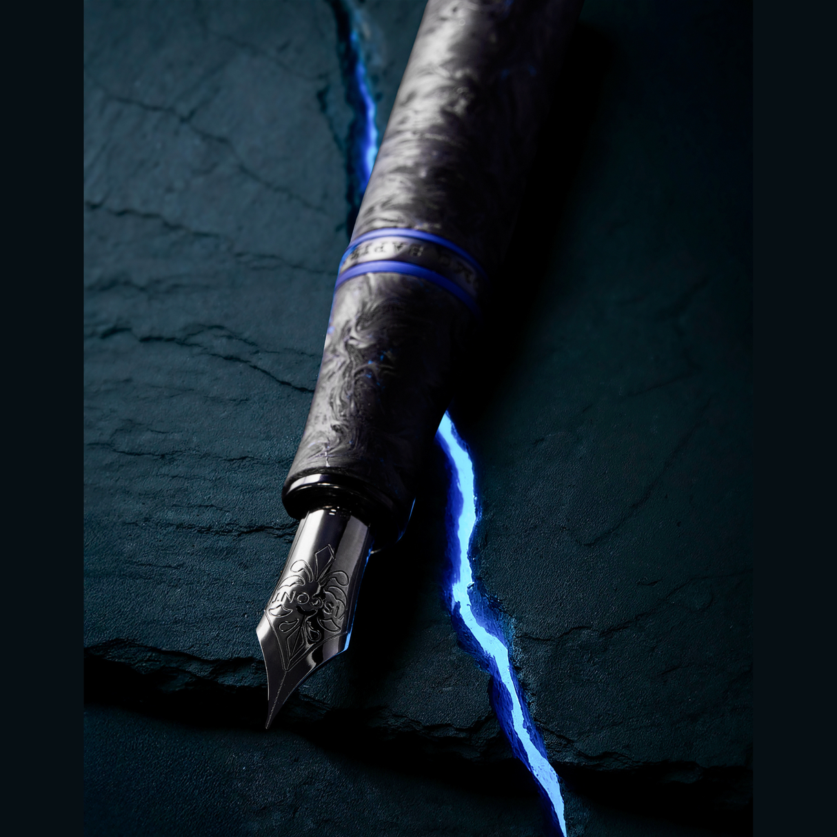 Visconti Homo Sapiens Carbon Abyssus Fountain Pen Collection