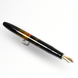 Namiki Yukari Autumn Leaves Maki-e Fountain Pen - Medium 18kt Gold Nib