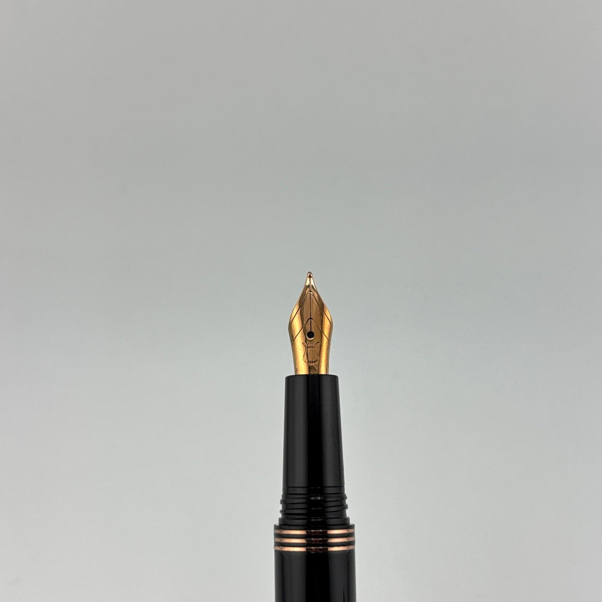 Lapis Bart England Black lacquer square ends   - Fountain Pen