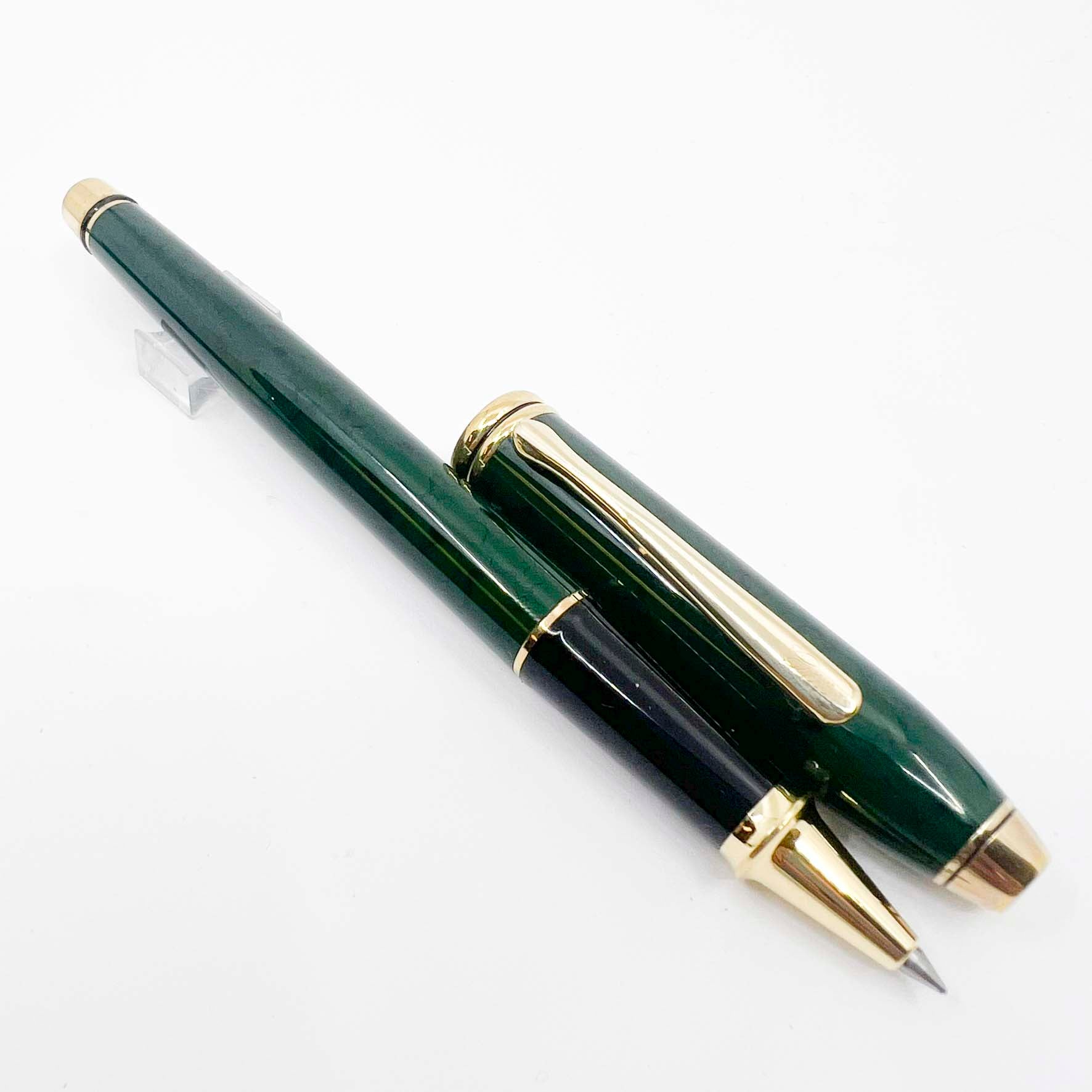 Cross Townsend Marbled Green & Black Lacquered Rollerball - Made