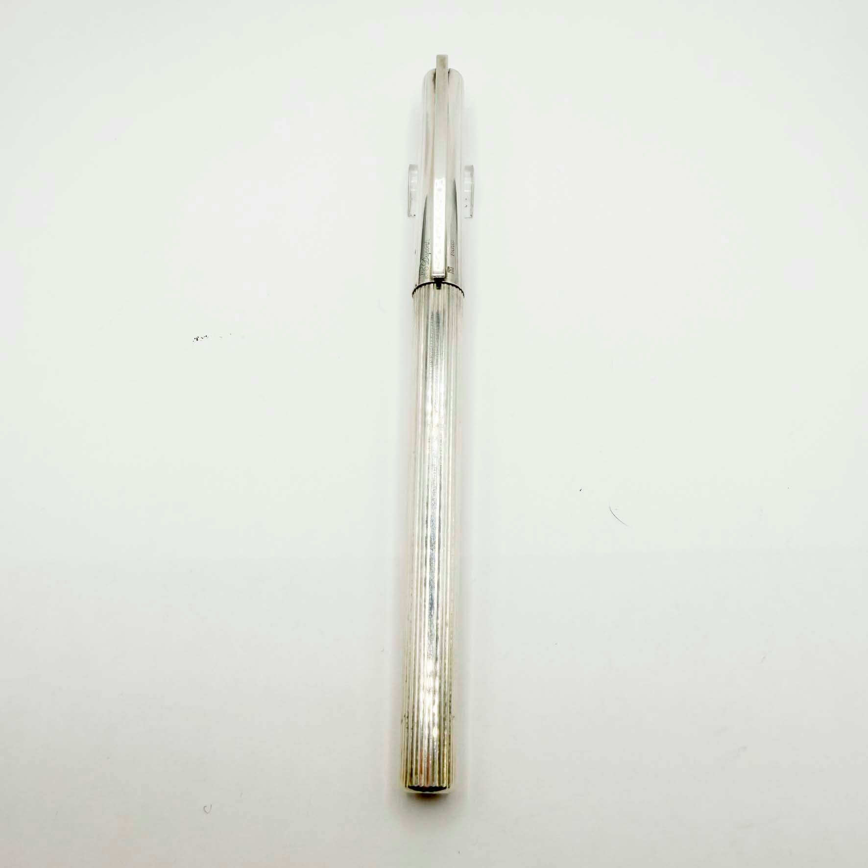 S.T. Dupont Classic Fluted Silver Plated Fountain Pen - Medium