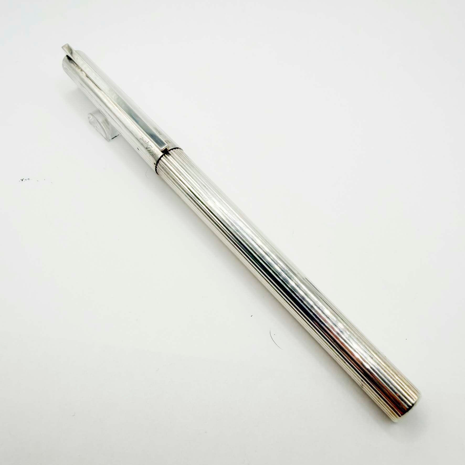 S.T. Dupont Classic Fluted Silver Plated Fountain Pen - Medium
