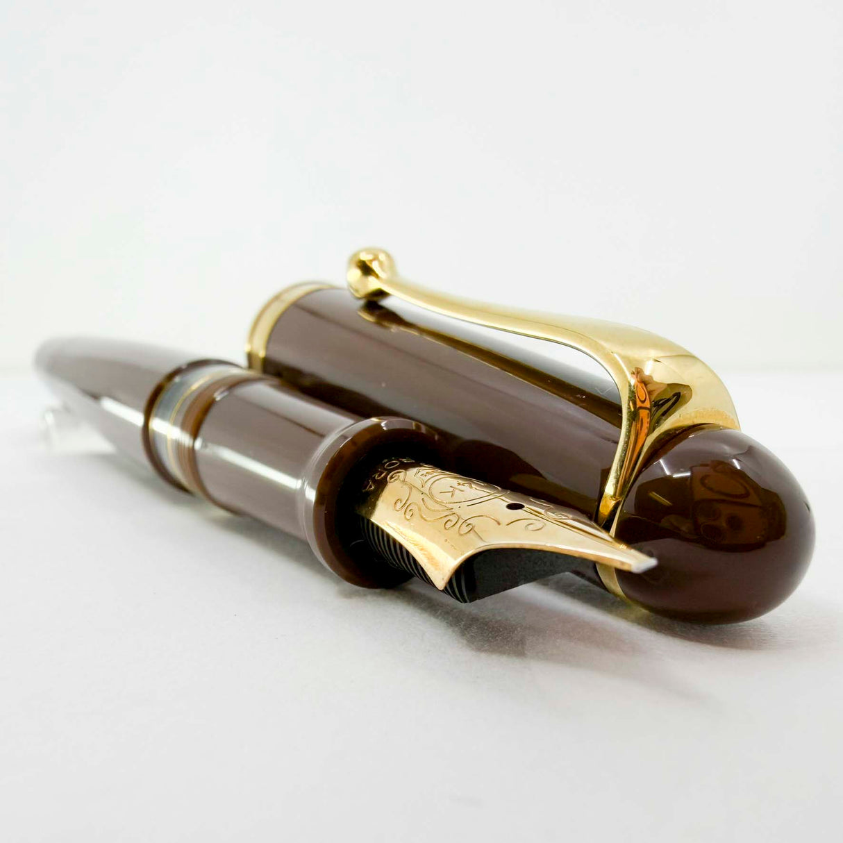 Aurora Large #88 Brown 70th Anniversary Limited Edition  Fountain Pen - Italic 14kt Gold Nib