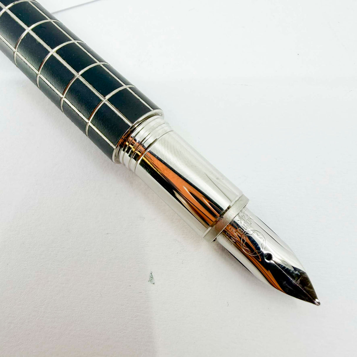 Montblanc Starwalker Metal & Rubber Special Edition Fountain Pen - Fine 14kt Gold Nib