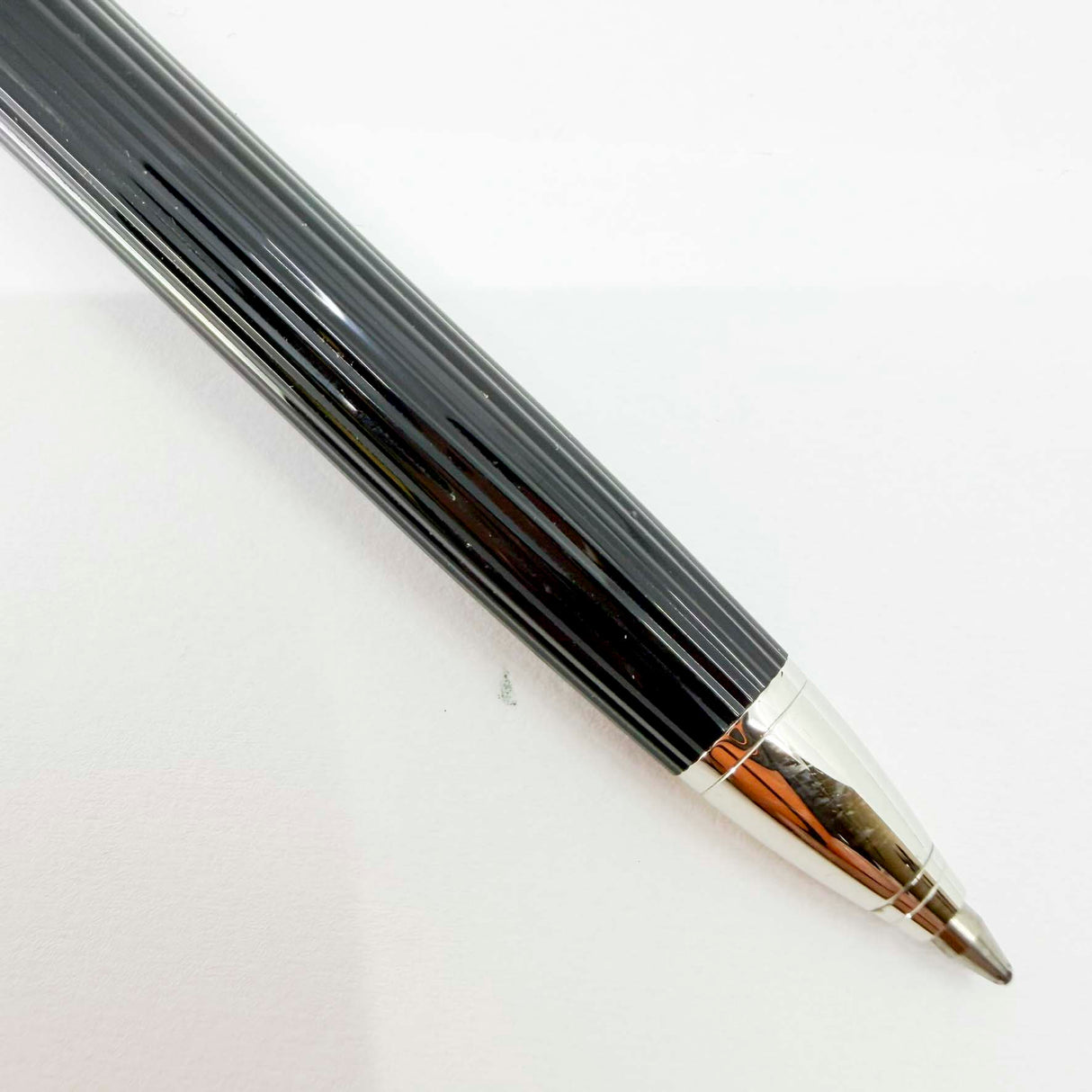 Cartier - Louis Cartier Black Composite Ribbed Ballpoint - Platinum-Plated Trim