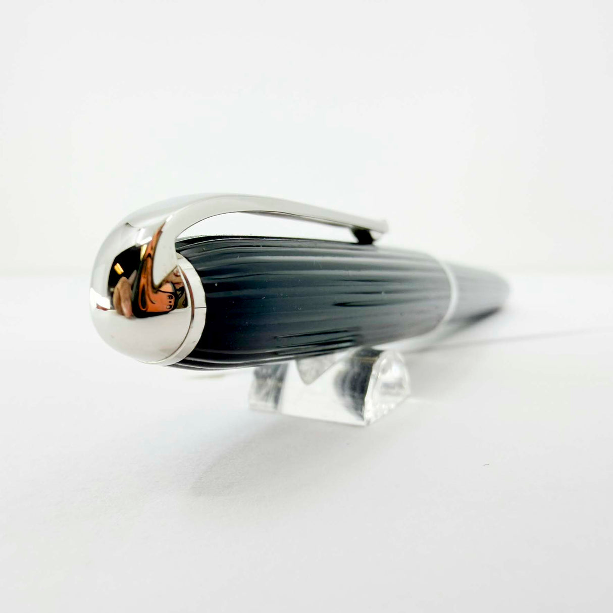 Cartier - Louis Cartier Black Composite Ribbed Ballpoint - Platinum-Plated Trim