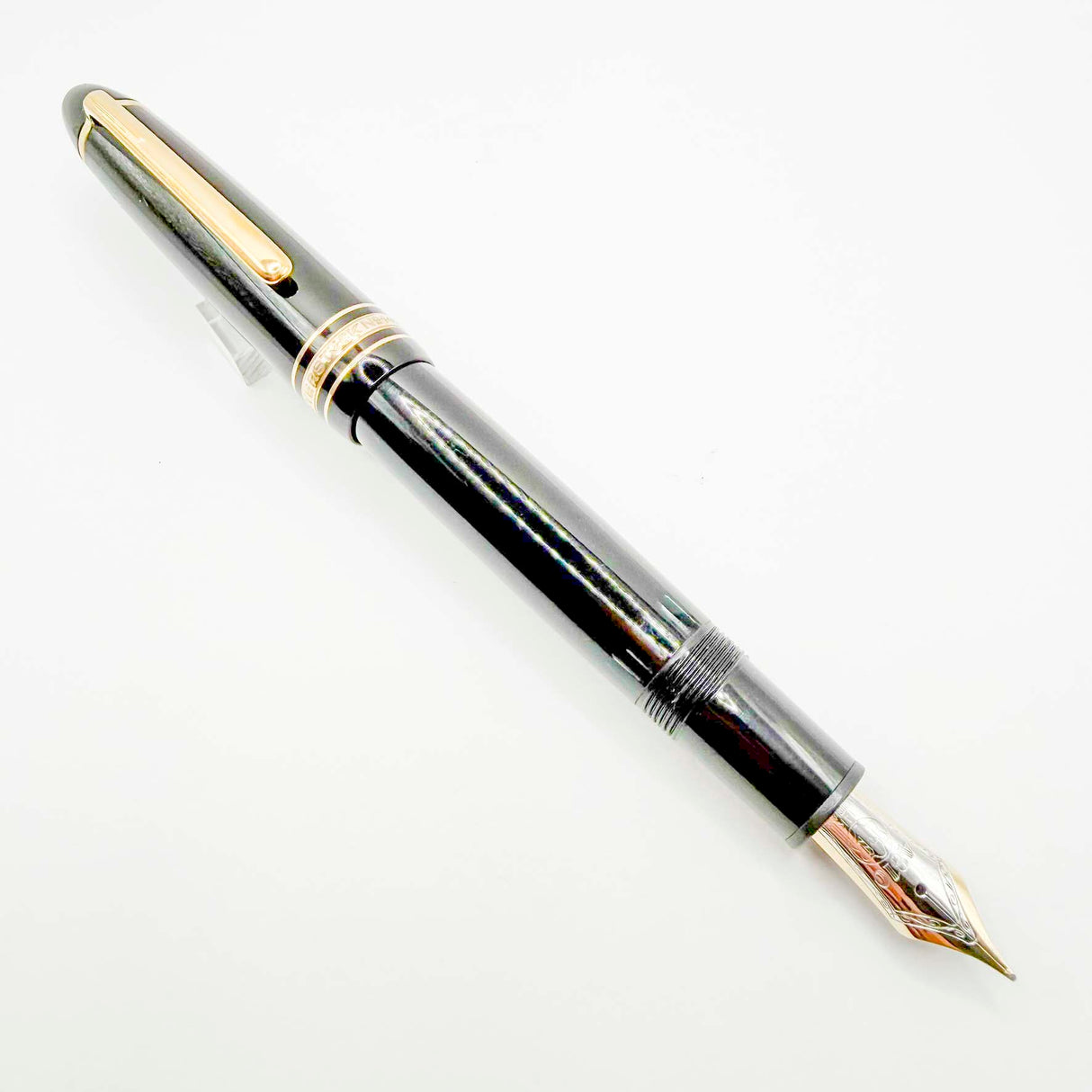 Montblanc Meisterstuck Black Resin #146 LeGrand Fountain Pen  - Fine 14kt  Gold Nib