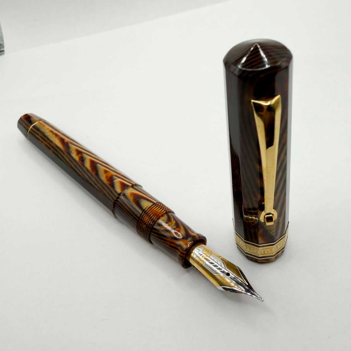 OMAS Paragon Extra/Original Body Style Facetted Arco Bronze Celluloid Fountain Pen in EXQUISITE ULTRA RARE  SPINA/FISHBONE PATTERN - Fine 18kt Gold Nib - Factory Dated 1992 on Grip Section