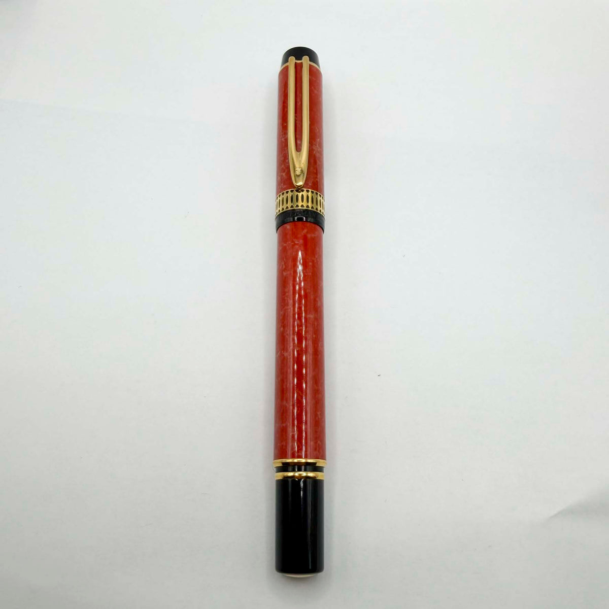 Waterman Patrician Red Coral Marble Fountain Pen - Medium 18kt Gold Nib