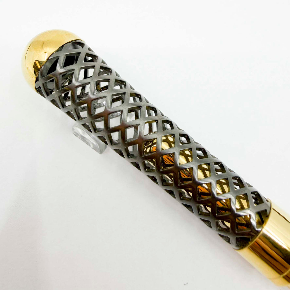 Visconti Black Diamond Cage Limited Edition Fountain Pen - Only 50 Pens Produced! - Stub 14kt Gold Nib - #03/50