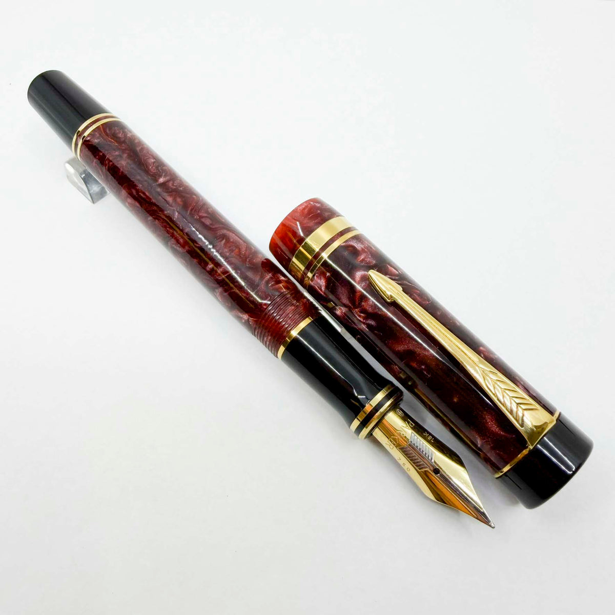 Parker Centennial (Largest Size) Marbled Maroon Duofold Fountain Pen (Circa 1990) - Extra Fine 18kt Gold Nib