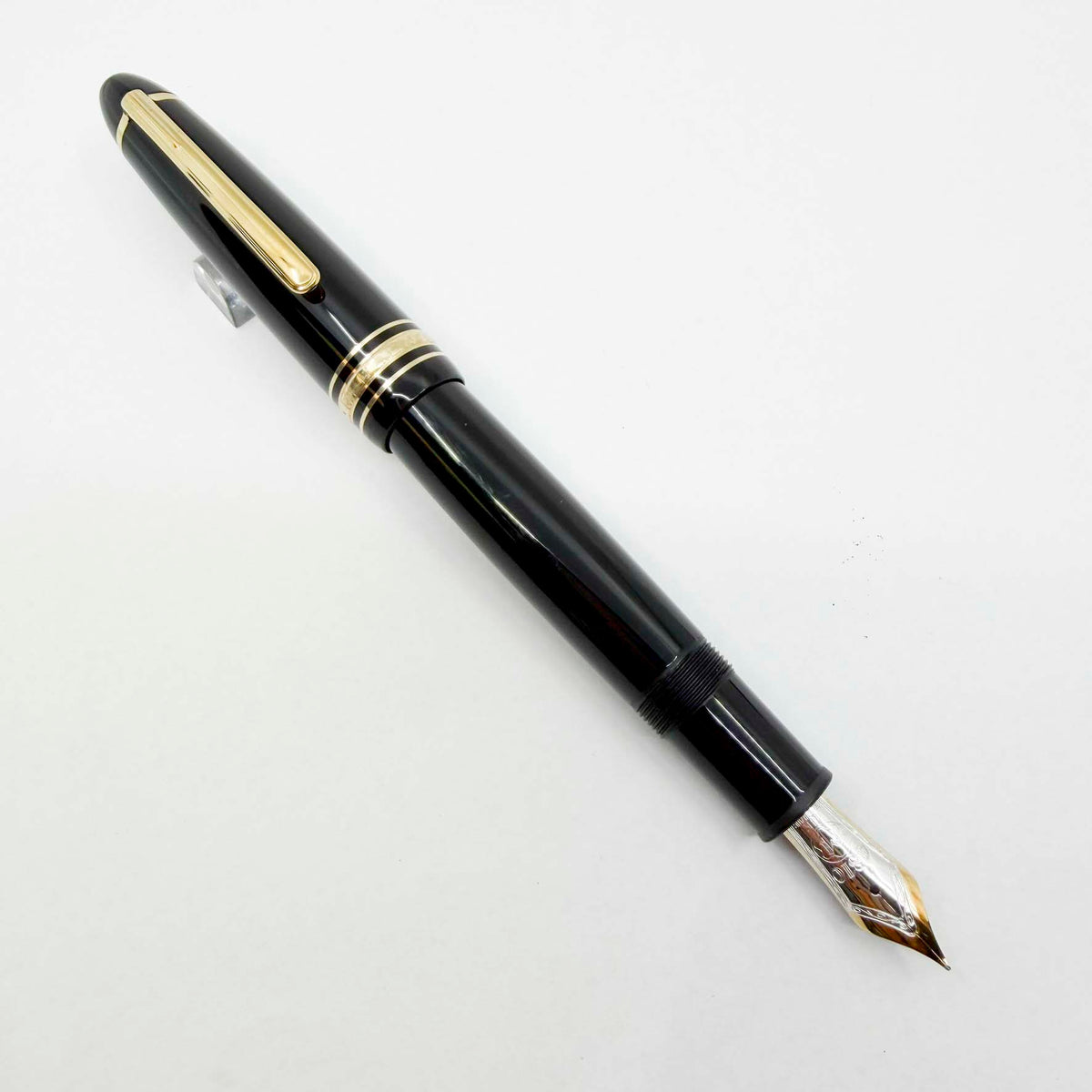 Montblanc #147 Traveler Black Resin LeGrand Meisterstuck Fountain Pen - Fine 14kt Gold Nib - CARTRIDGE FILL ONLY