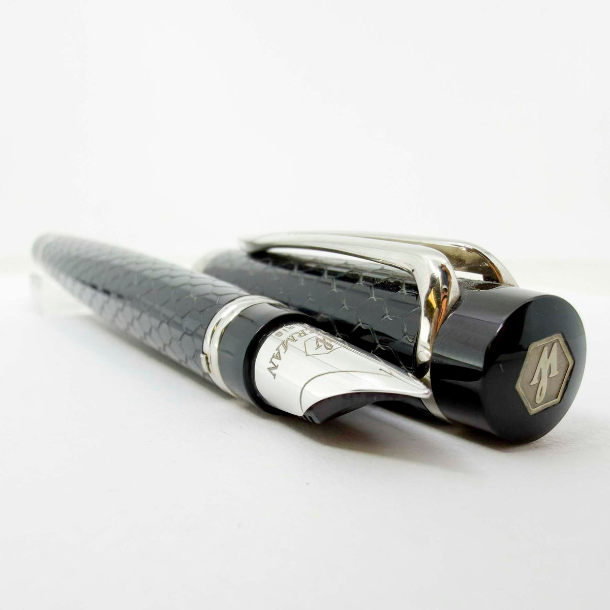 Waterman Liaison "Cobra" Fountain Pen - Fine 18kt Gold Nib