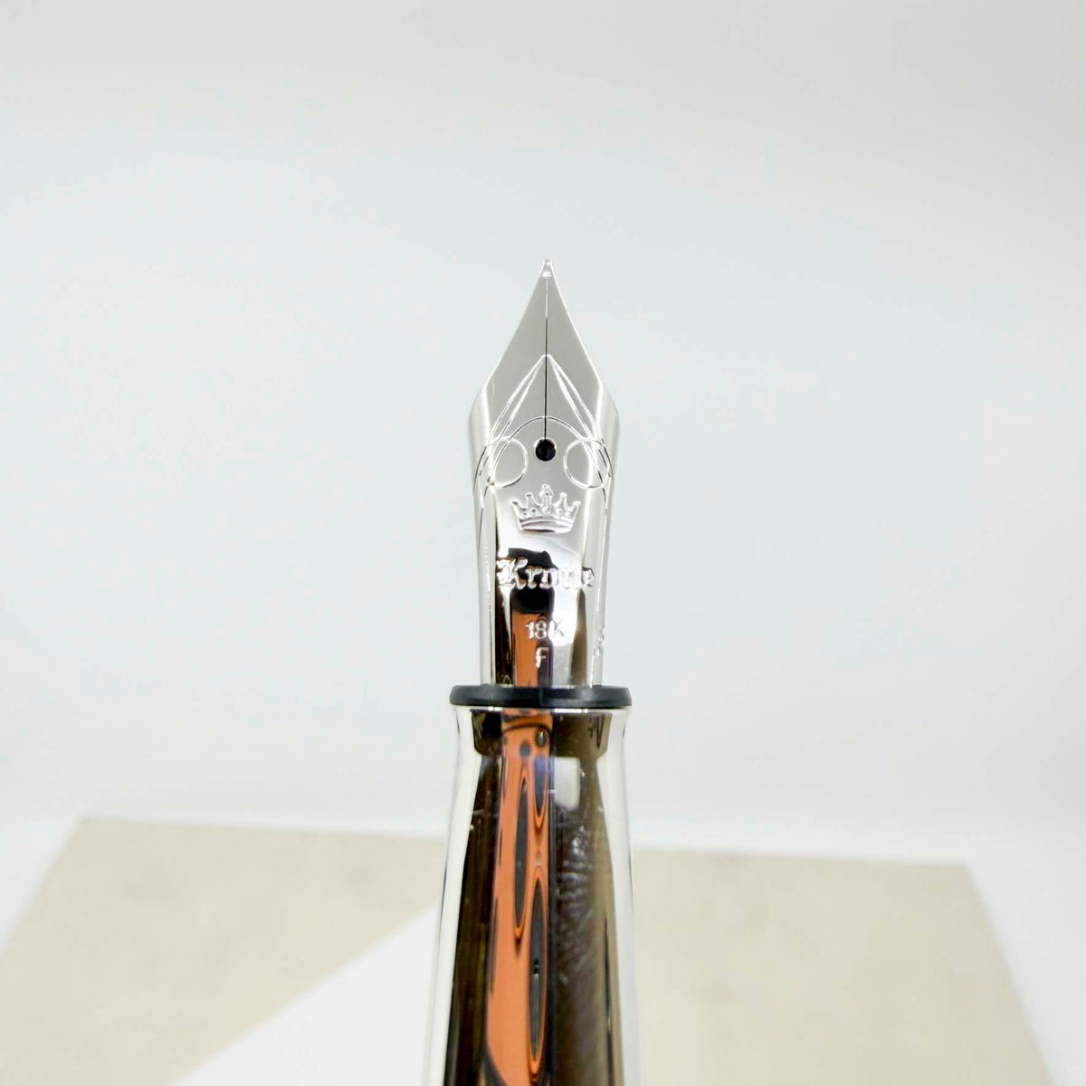 Krone Sterling Silver Large Fountain Pen - Alternating Smooth & Barleycorn Panels - Fine 18kt Gold Nib