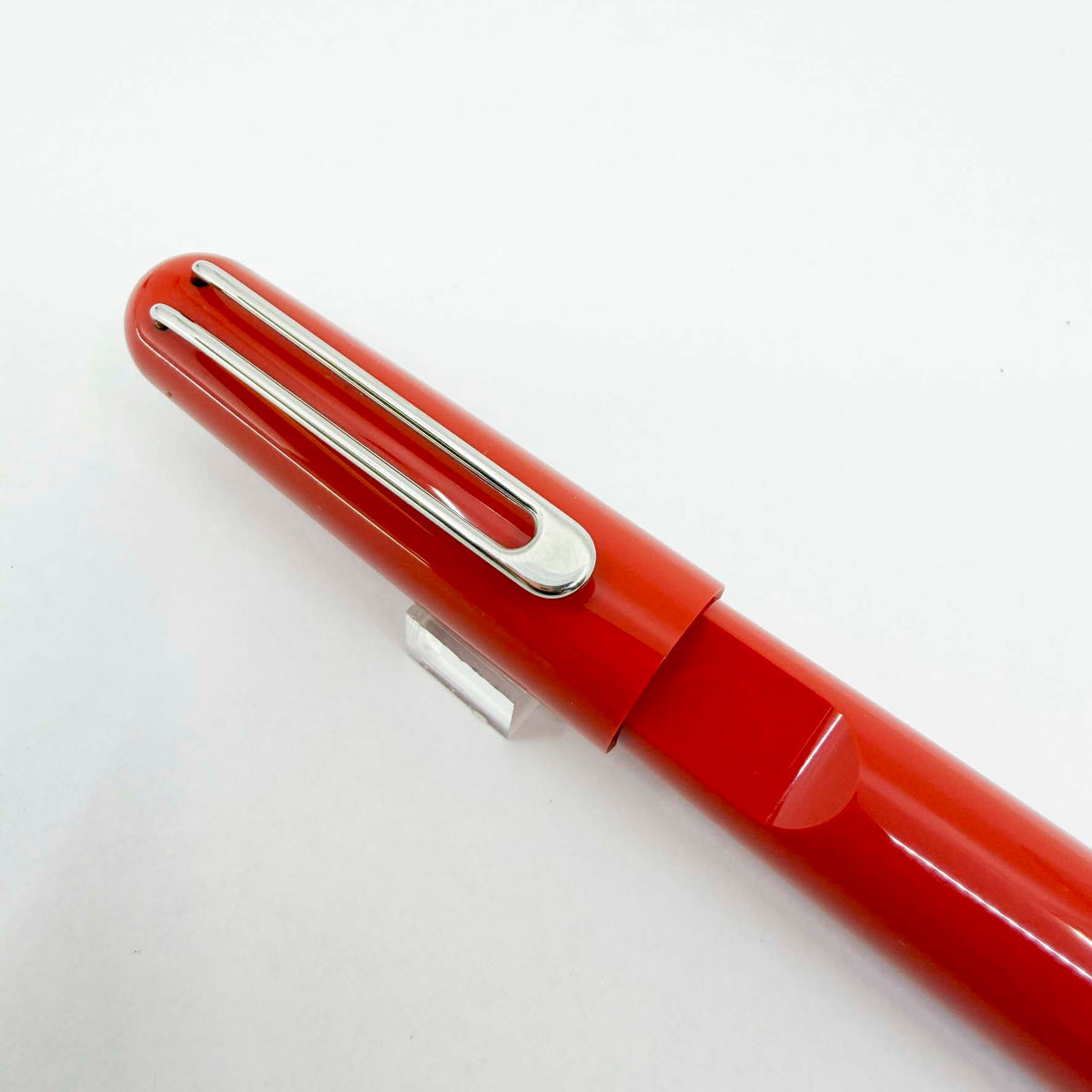 Montblanc Marc Newsom M ULTRA RED Special Edition Fountain Pen - Medium 14kt Gold Nib