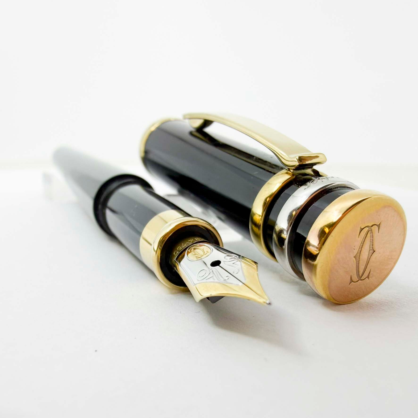 Cartier Black Trinity Fountain Pen - Fine 18kt Gold Nib – Fountain