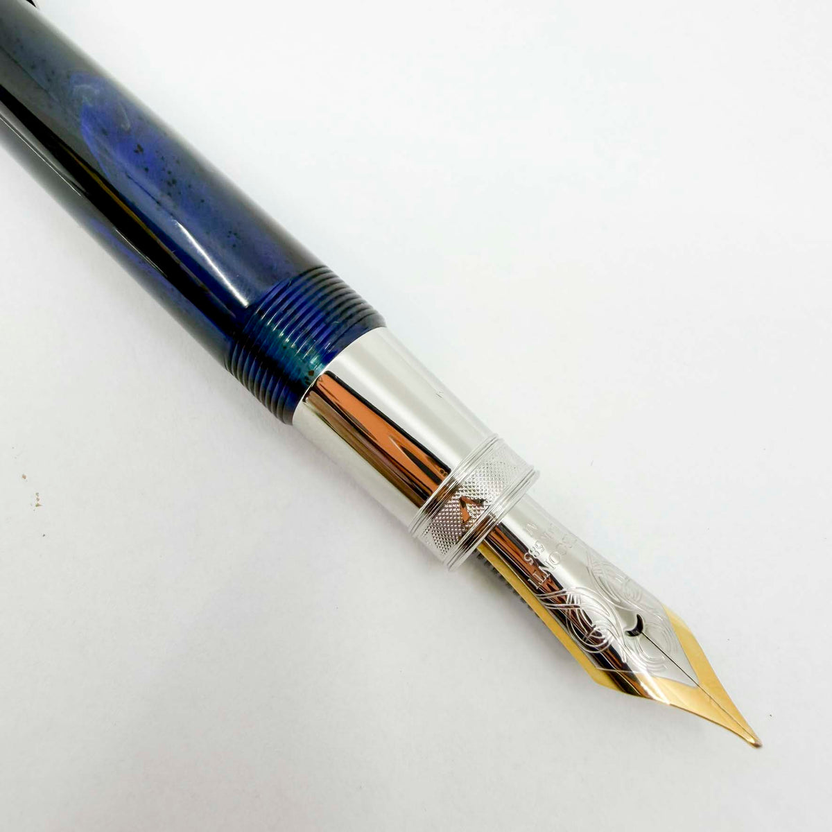 Visconti Early Van Gogh Maxi Ocean Blue Fountain Pen - Large Medium 14kt Gold Nib