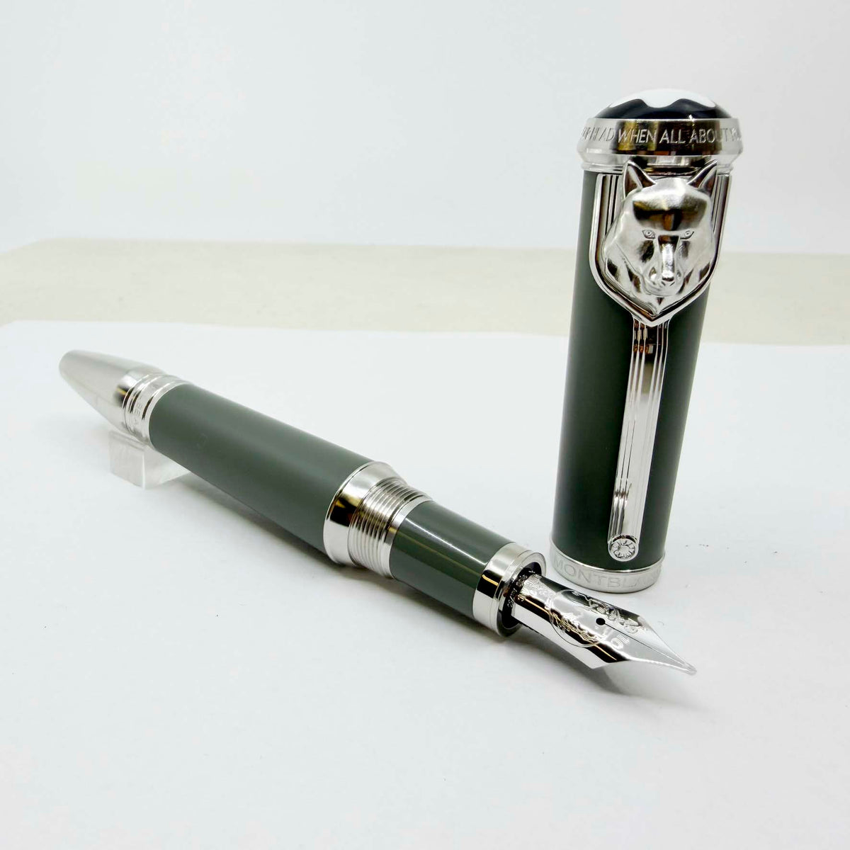 Montblanc Writer Series Rudyard Kipling Limited Edition Fountain Pen - Medium 18kt Gold Nib - MINT with Original Box & Paperwork
