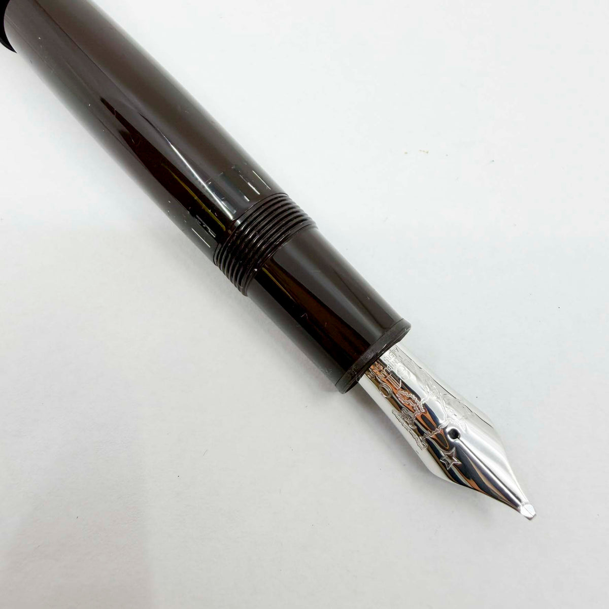 Montblanc Le Petit Prince & Aviator LeGrand #146 Brown Resin Fountain Pen - Double Broad 14kt Gold Nib