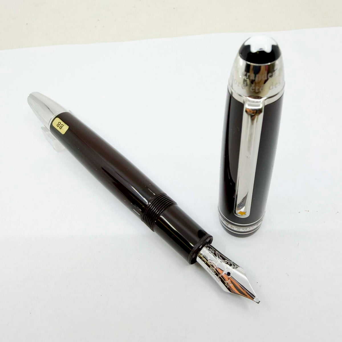 Montblanc Le Petit Prince & Aviator LeGrand #146 Brown Resin Fountain Pen - Double Broad 14kt Gold Nib
