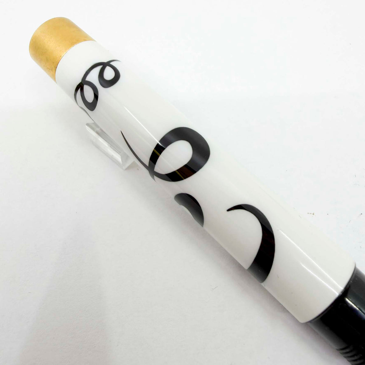OMAS Emozioni Di Carnevale Limited Edition Fountain Pen - Fine 18kt Gold Nib