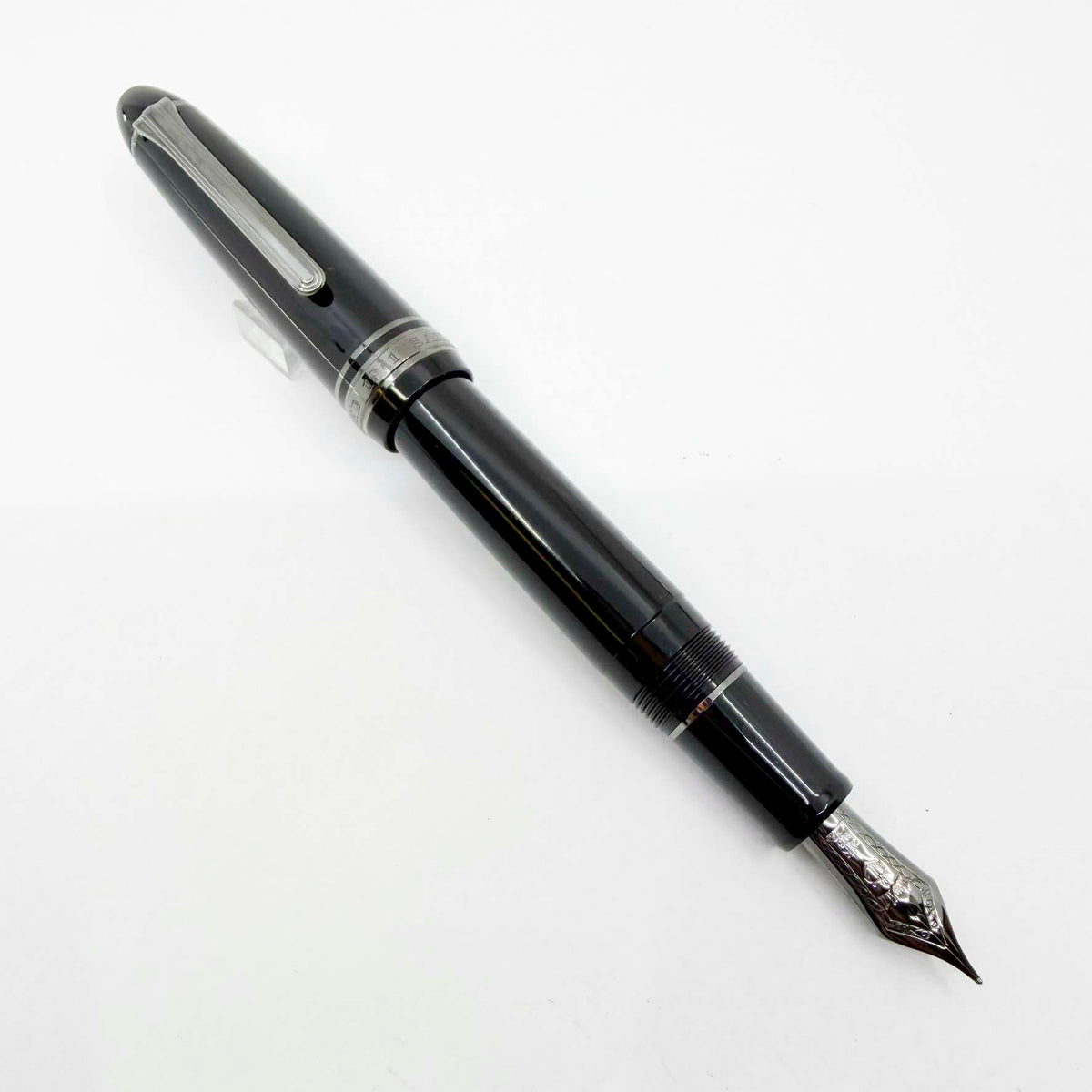 Sailor 1911 Large Black Luster Special Edition Fountain Pen - Medium 21kt Gold Nib