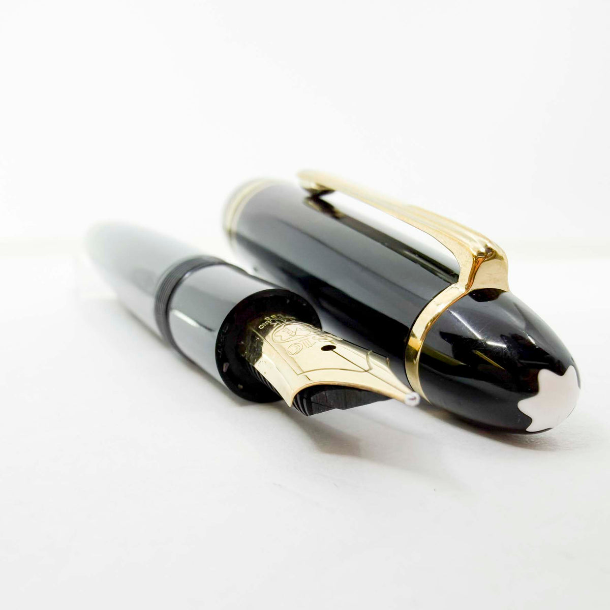 Montblanc Meisterstuck Black Resin #146 LeGrand Fountain Pen - Fine 14kt Gold Nib