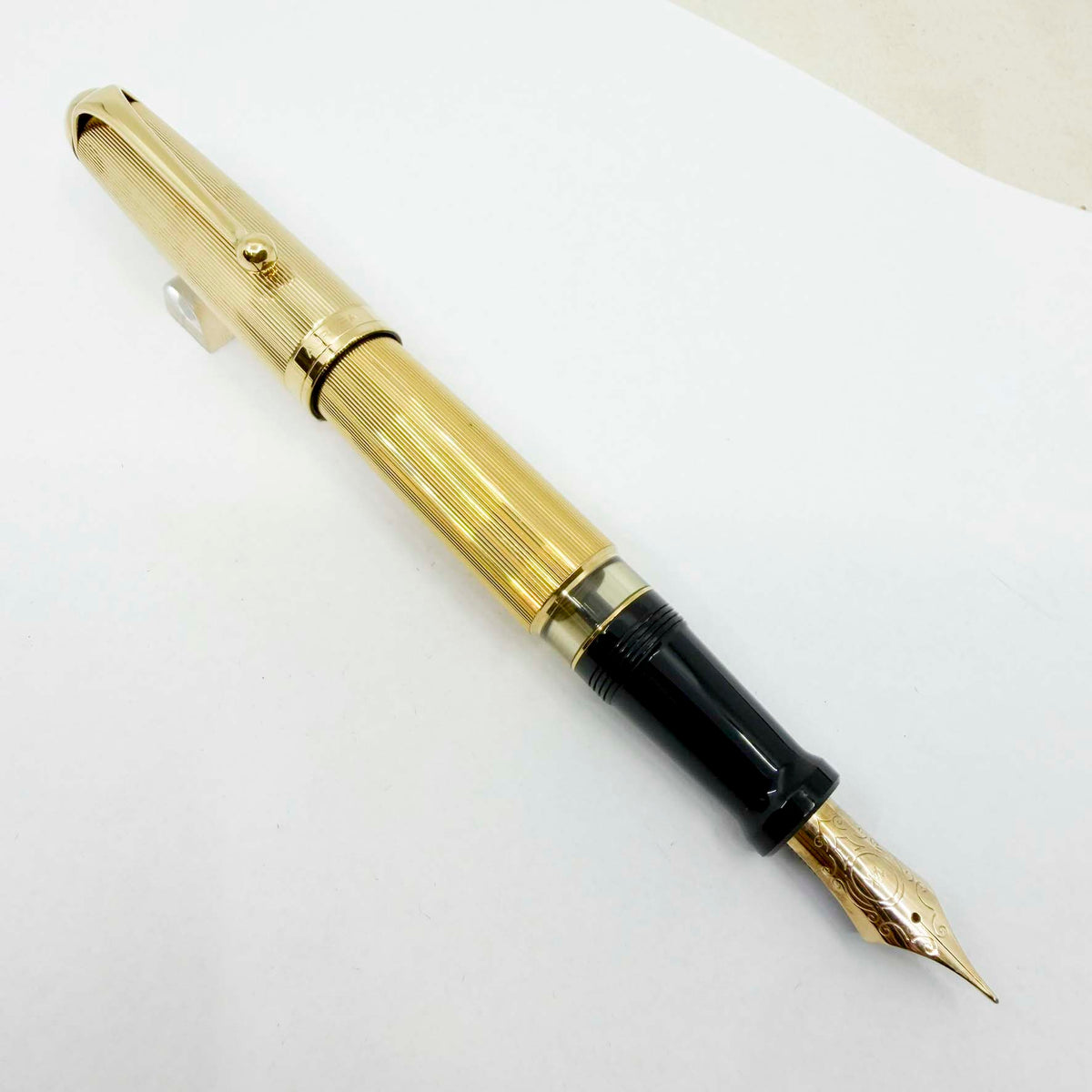 Aurora Large #88 Fully Gold-Plated Fountain Pen - Fine 14kt Gold Nib - RARE In Full Gold-Plated