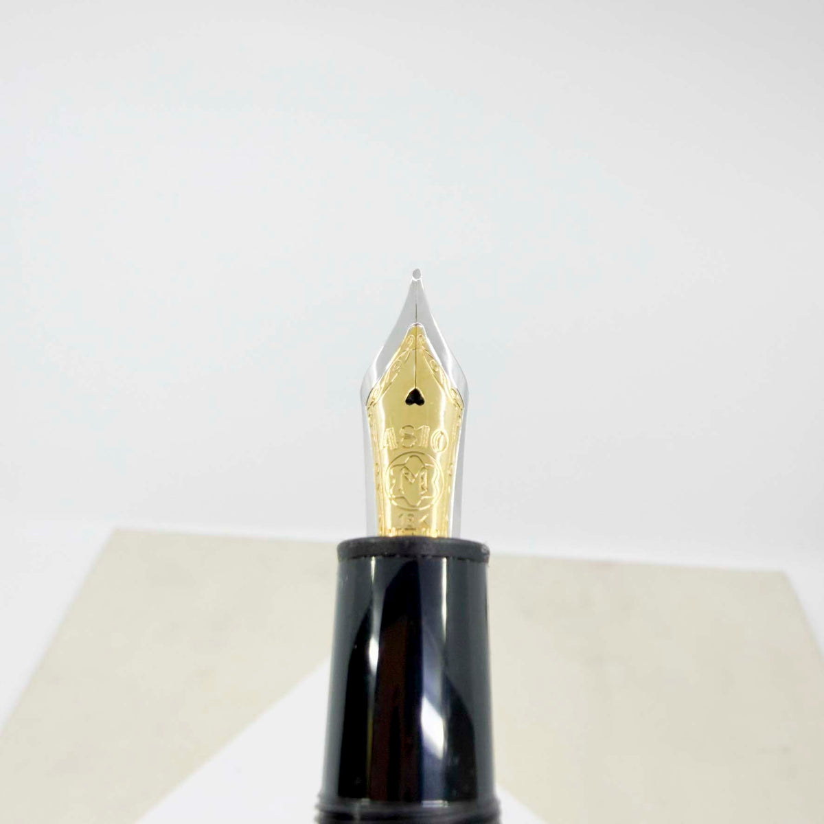 Montblanc Lorenzo de Medici Patron of the Arts Limited Edition Fountain Pen - The First In The Patron of Arts Series - A GRAIL PEN!!