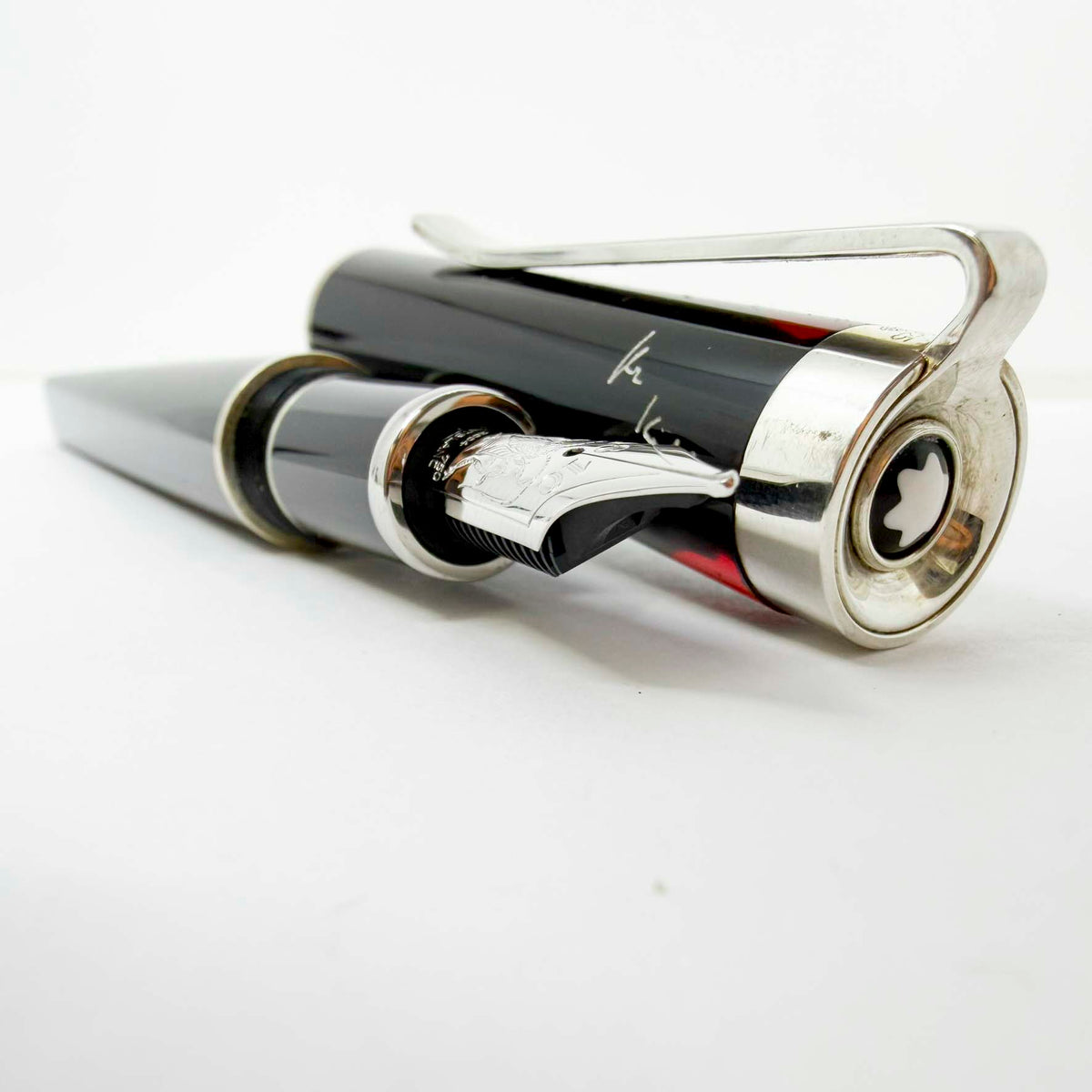 Montblanc Franz Kafka Writers Series Limited Edition Fountain Pen - Medium 18kt Gold Nib